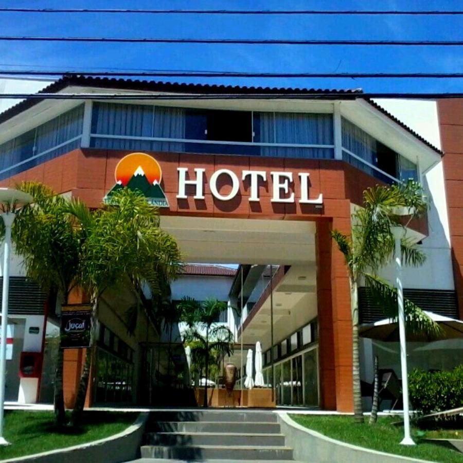 Hotel Terras Da Finlandia เปเนโด ภายนอก รูปภาพ